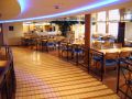 Click for Fullsize. (800 x 600) Seaside Café on Deck 6. Photo: Martin Rogge